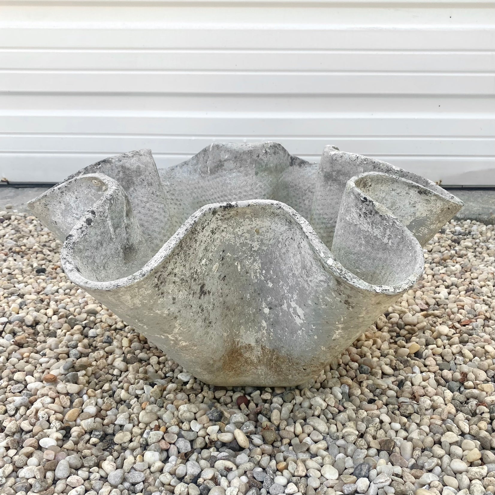 Clam Shell Planters