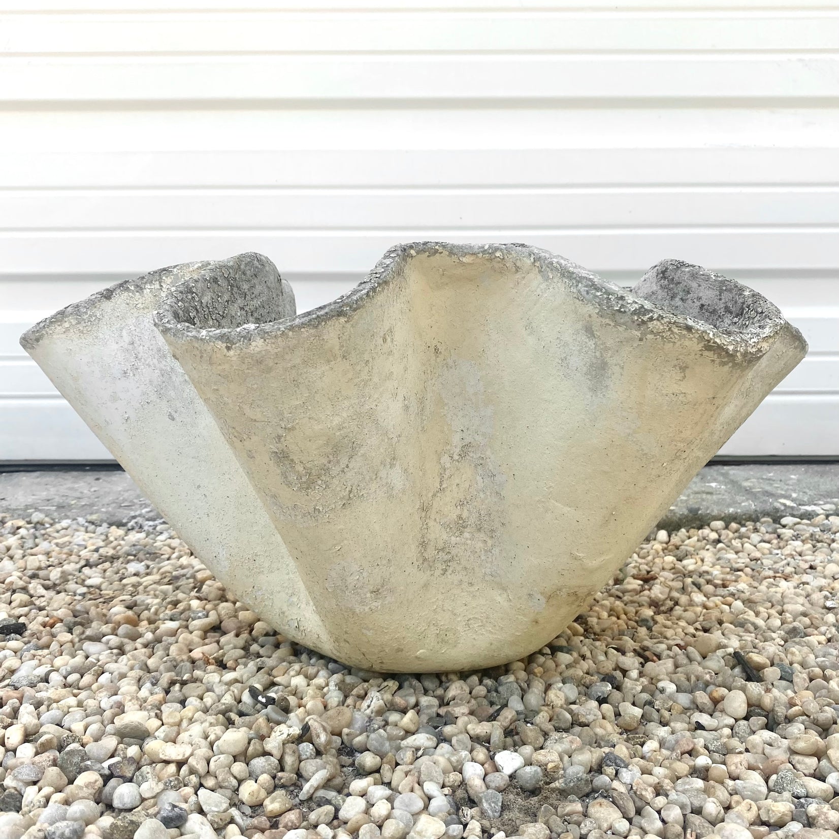 Clam Shell Planters
