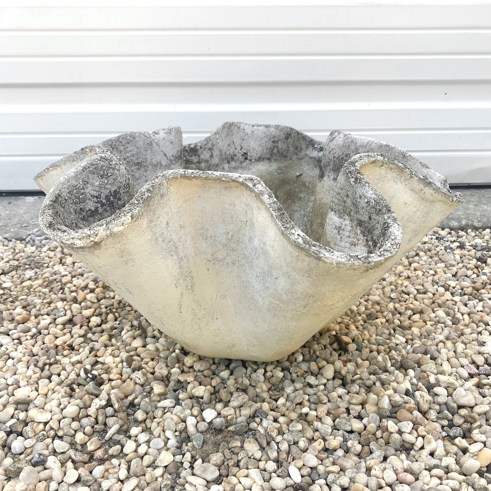 Clam Shell Planters