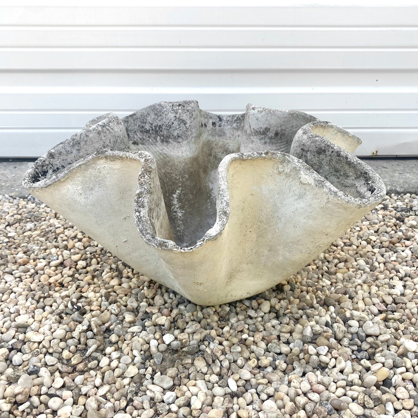 Clam Shell Planters