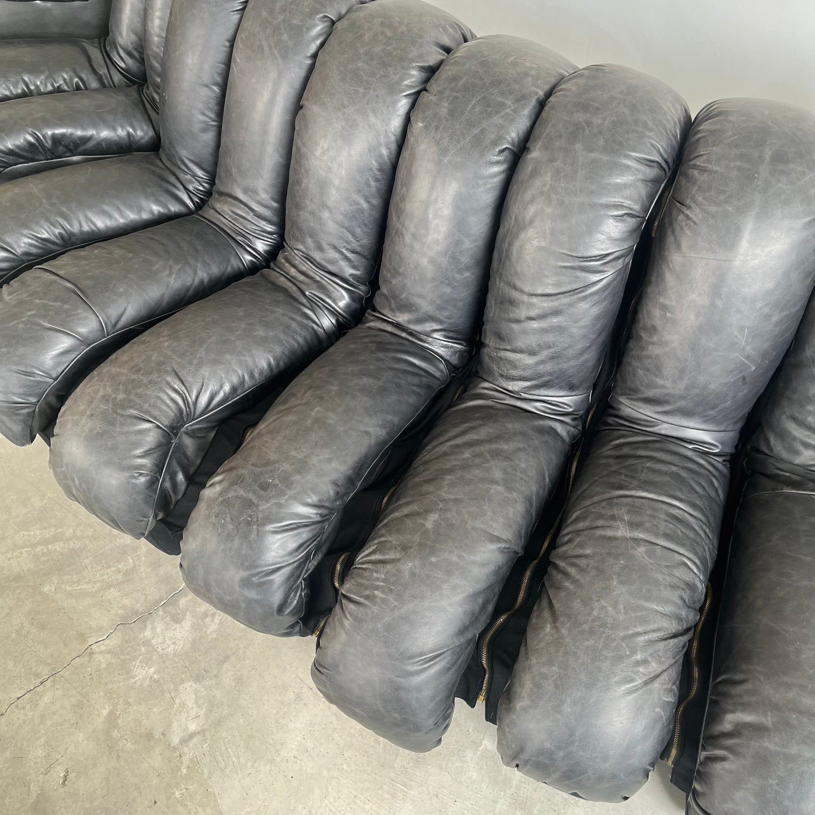 DS-600 Non-Stop Sofa with 11 Elements