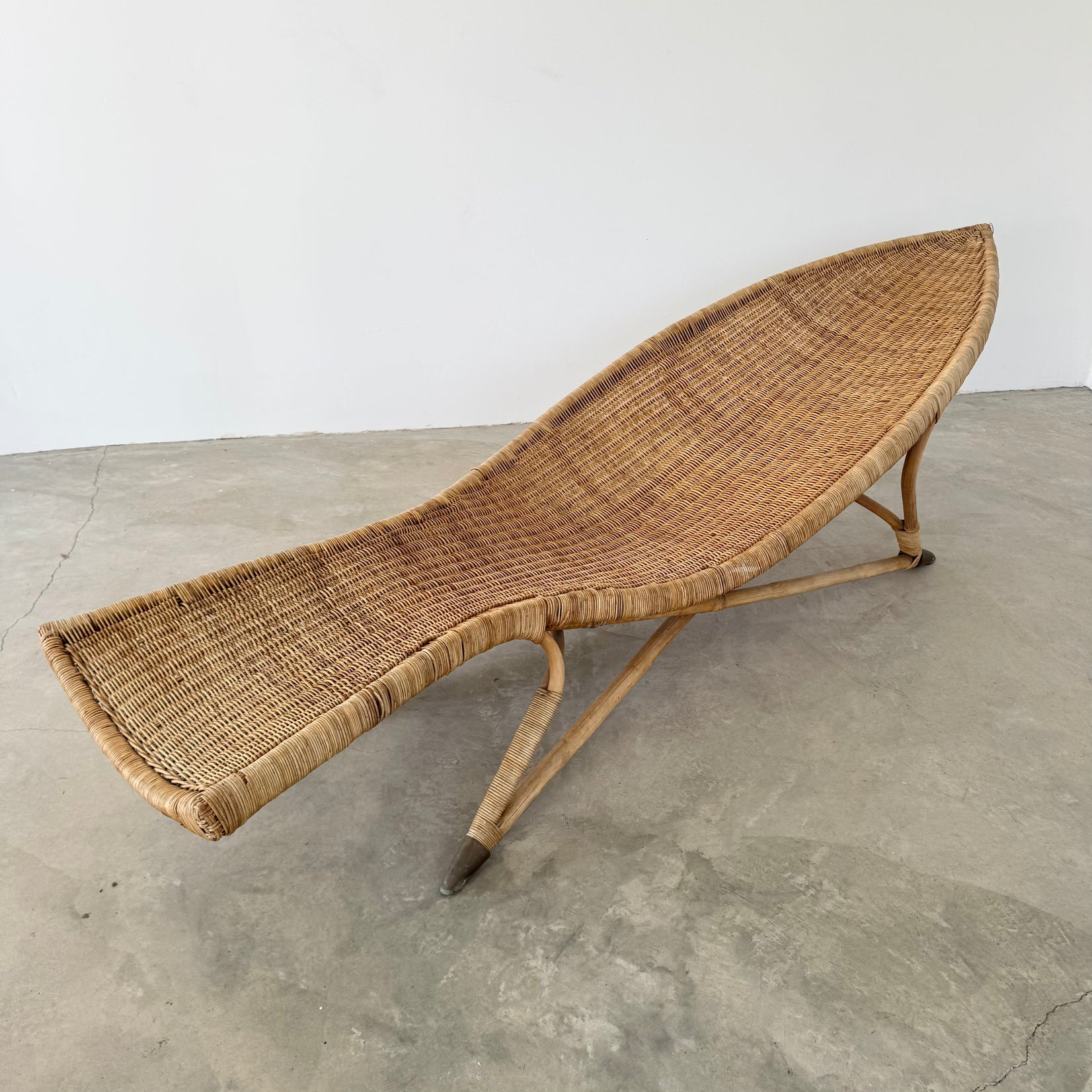 Wicker and Brass Fish Lounger Chair