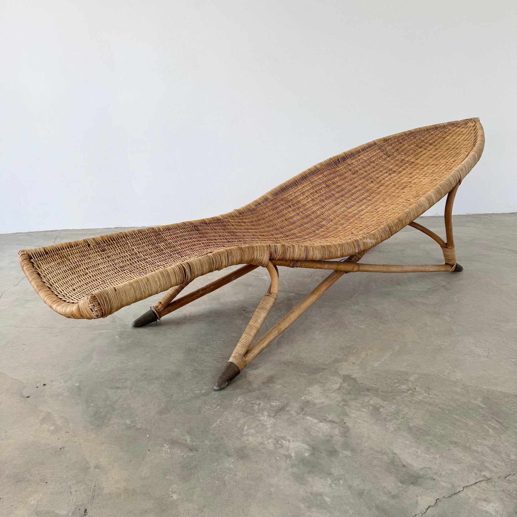 Wicker and Brass Fish Lounger Chair