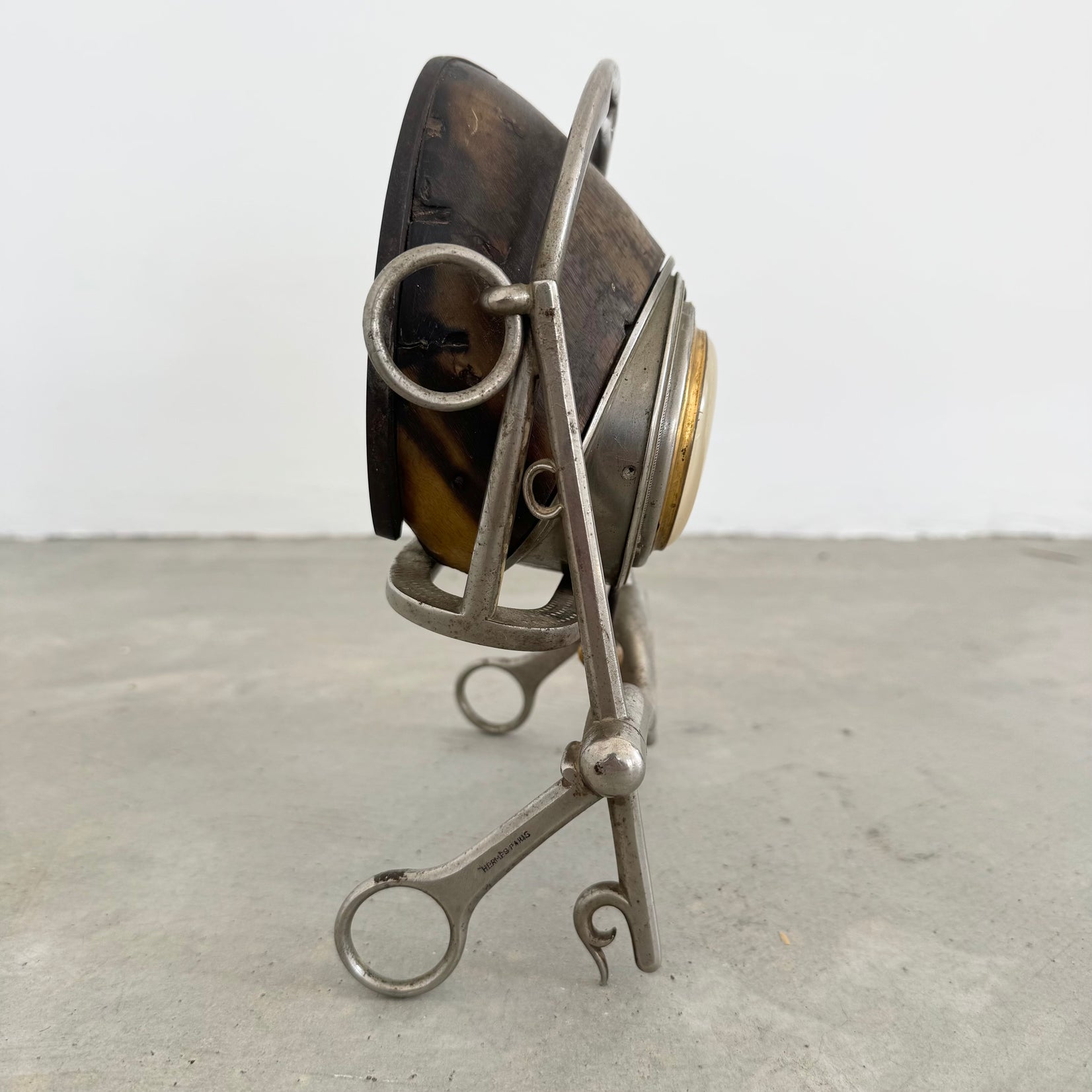 Horseshoe Table Clock