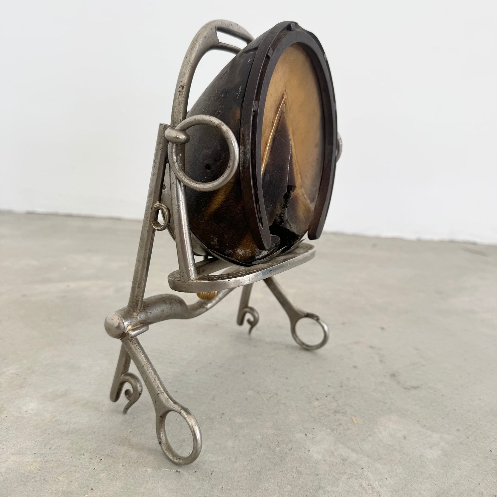 Horseshoe Table Clock