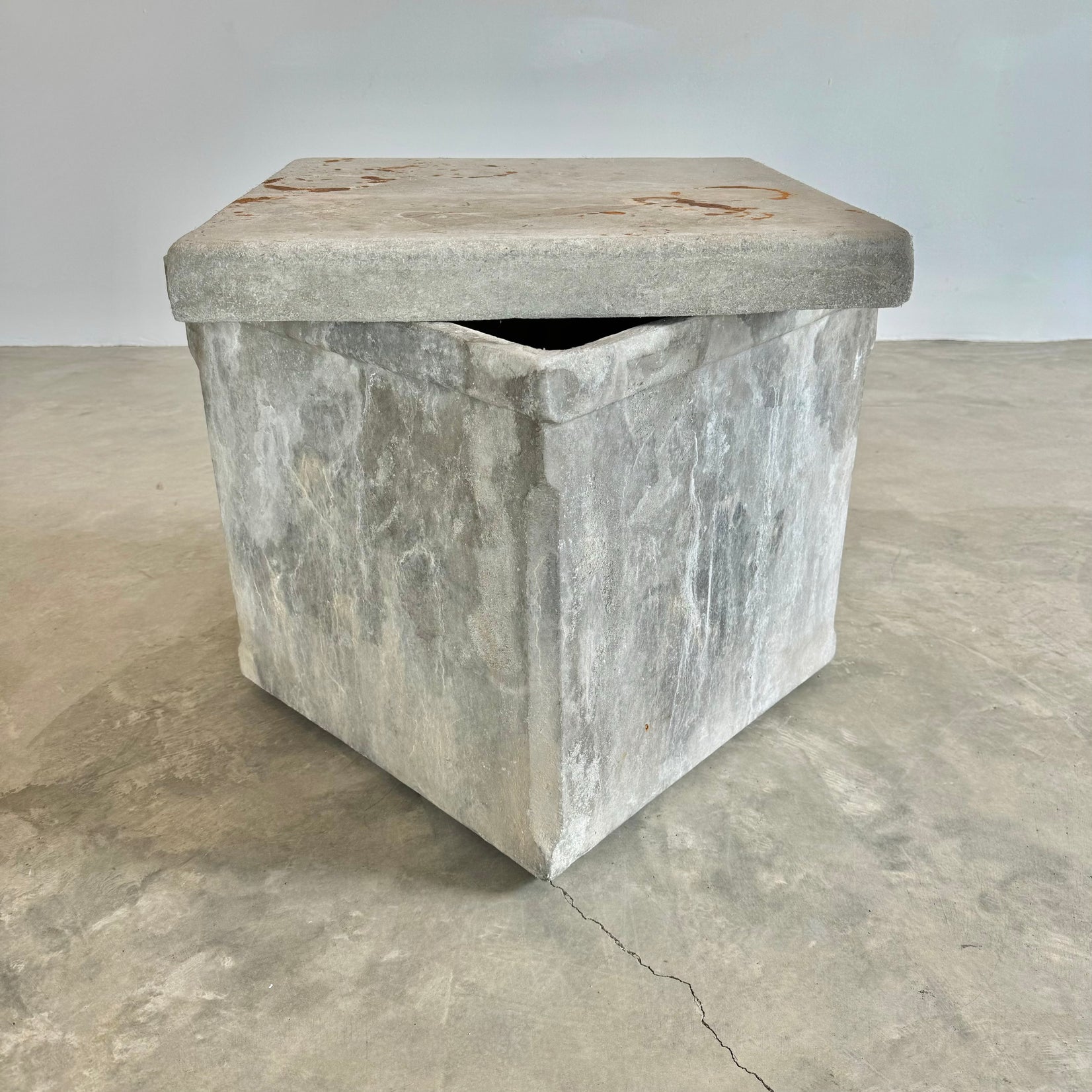 Willy Guhl Concrete Box with Lid, 1960s Switzerland