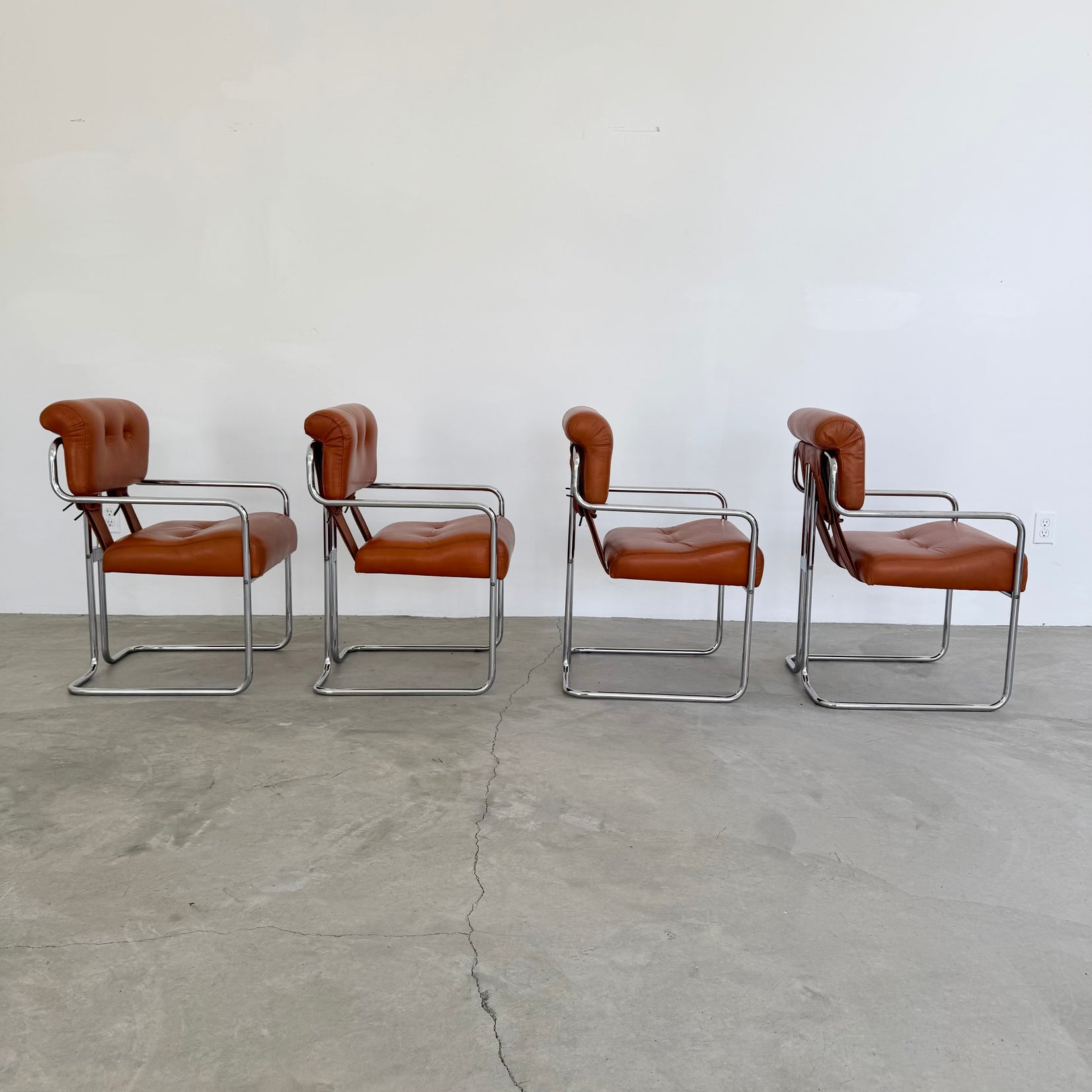 Set of 4 'Tucroma' Chairs in Cognac Leather