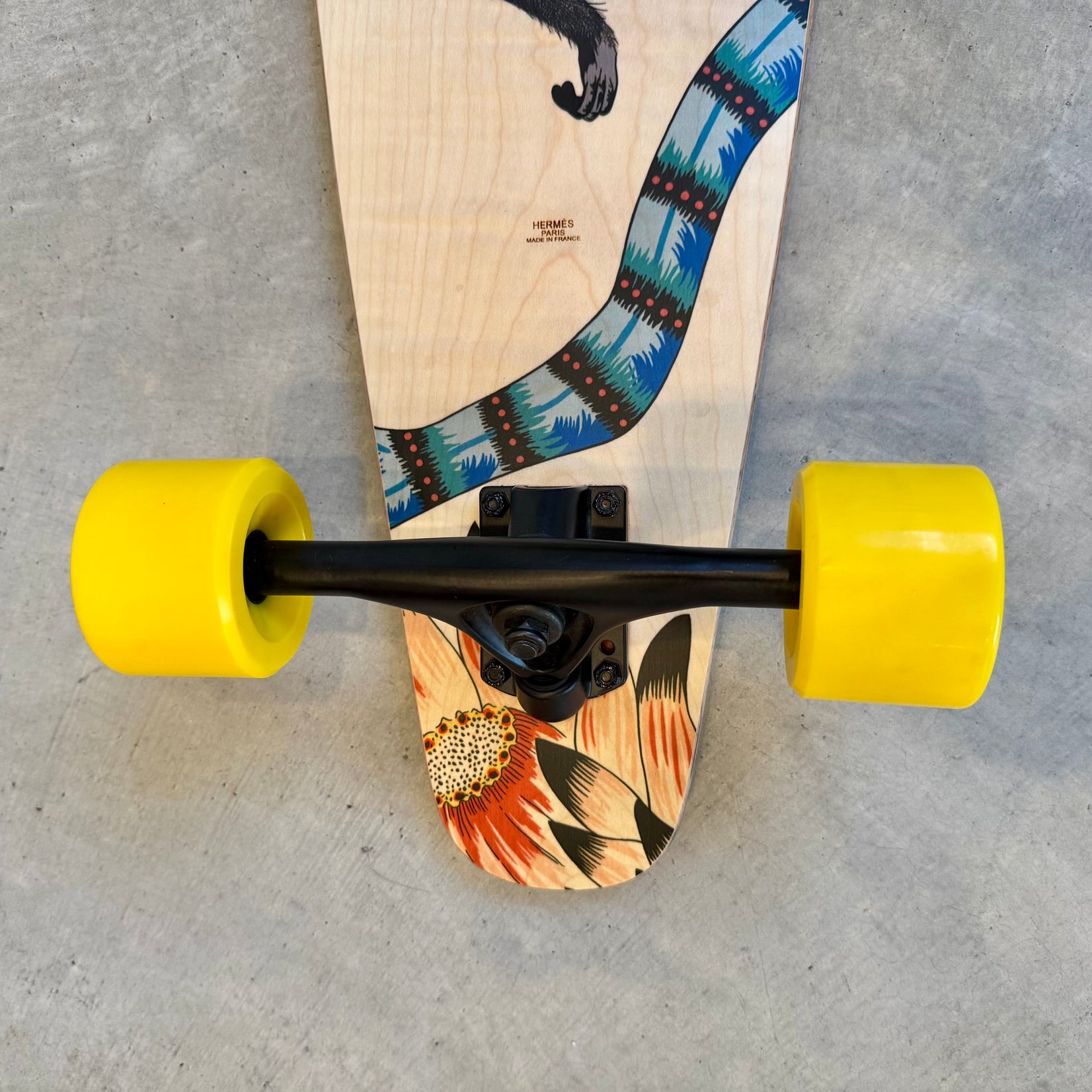 'Savannah Dance' Skateboard