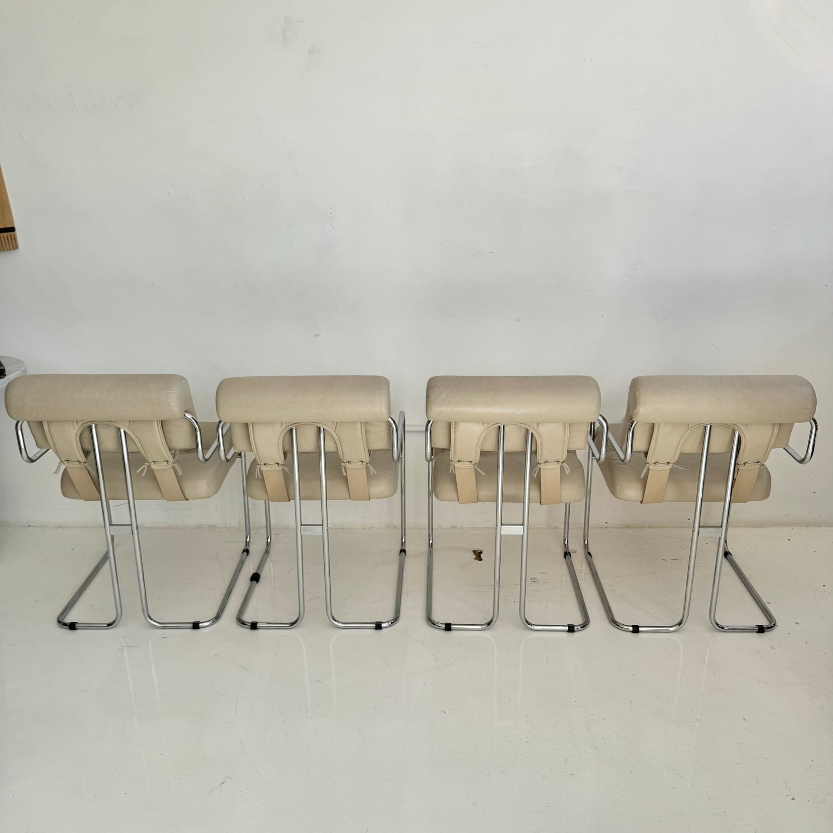 Set of 4 Grey Leather Tucroma Dining Chairs