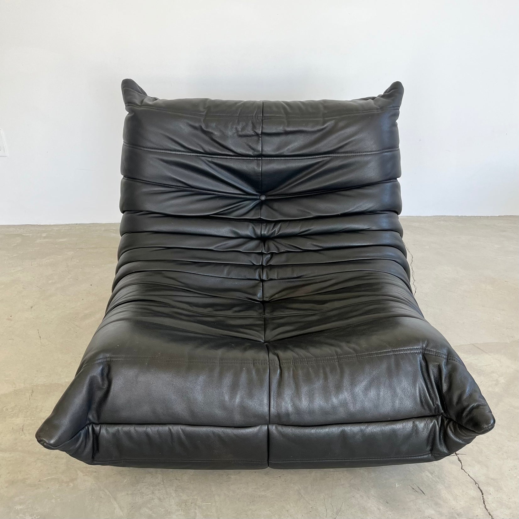Black leather Fireside Togo Seat