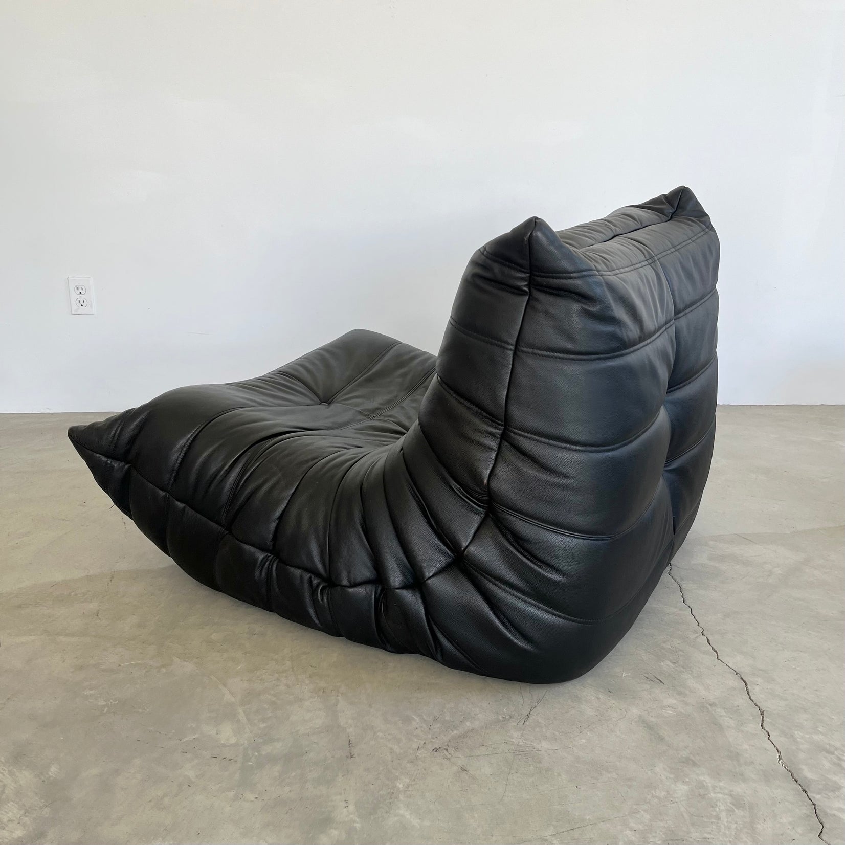 Black leather Fireside Togo Seat