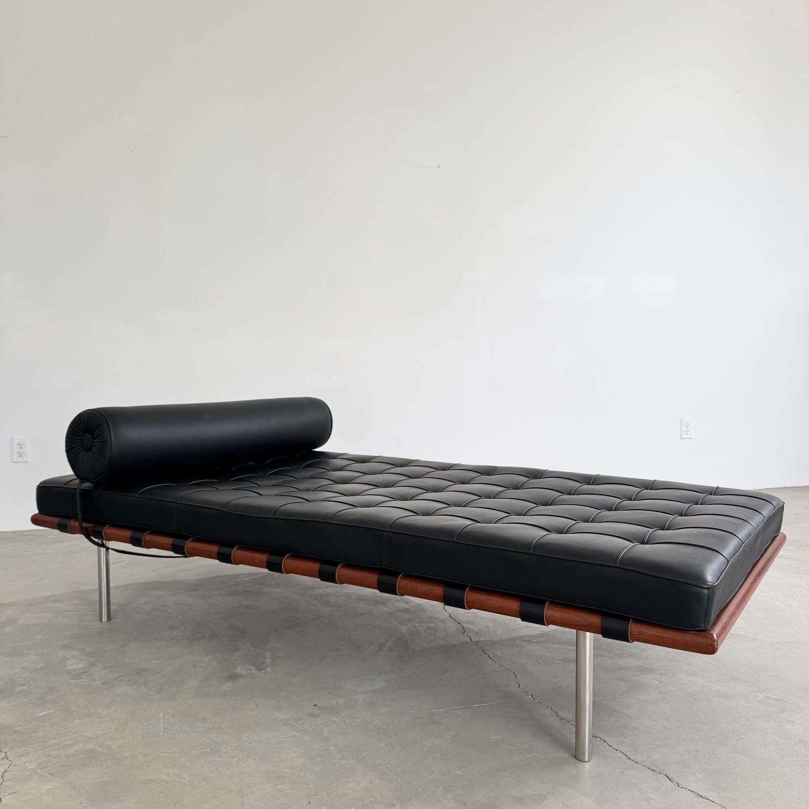 Barcelona Daybed