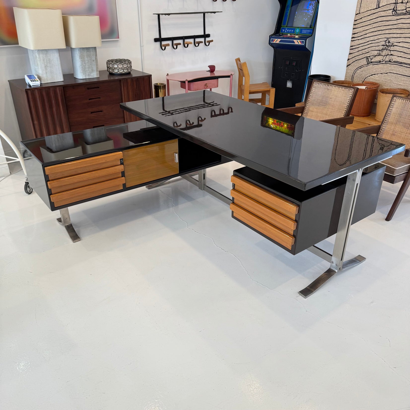 Gianni Moscatelli Desk