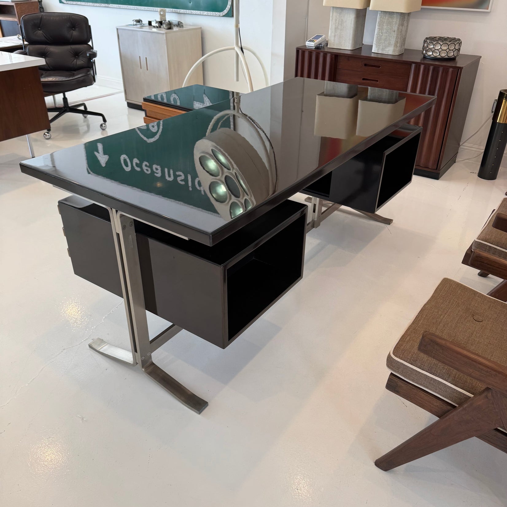 Gianni Moscatelli Desk