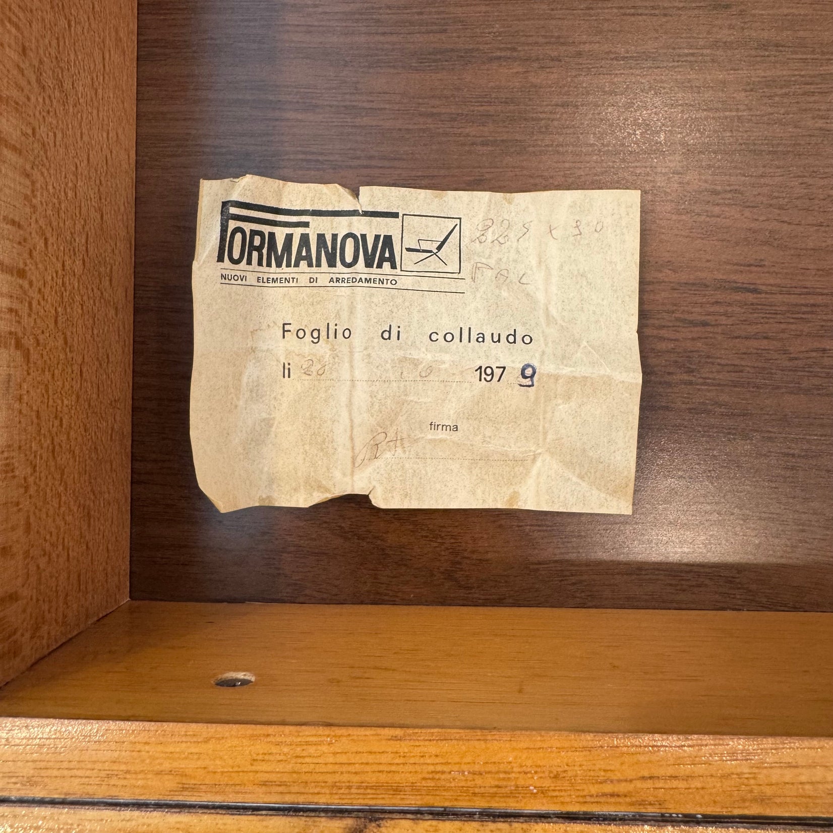 Gianni Moscatelli Desk