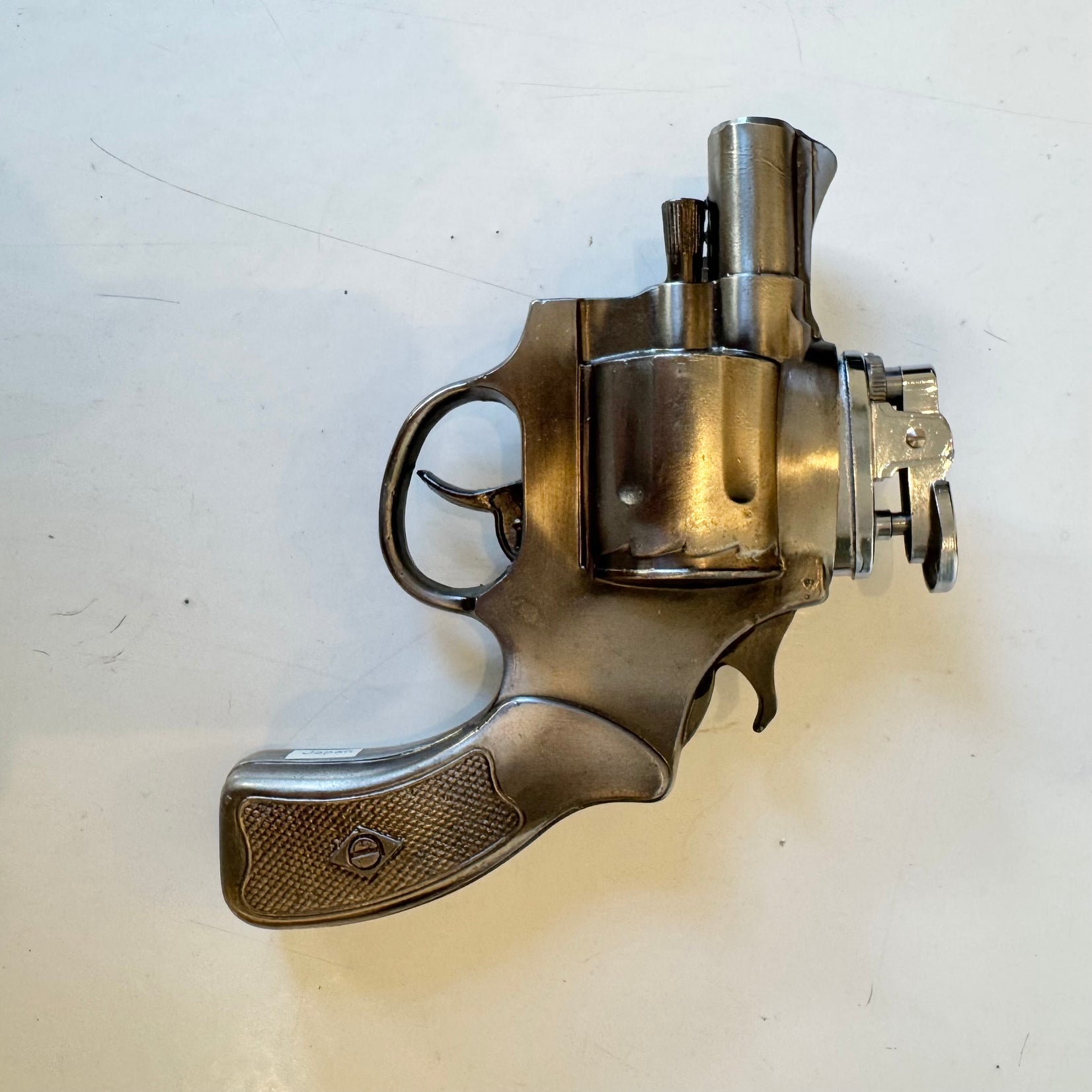 Revolver Lighter