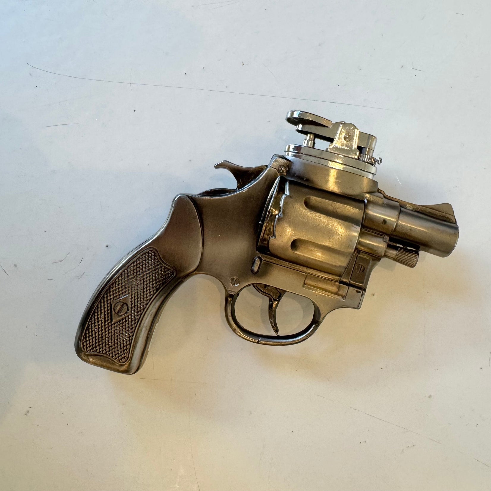 Revolver Lighter