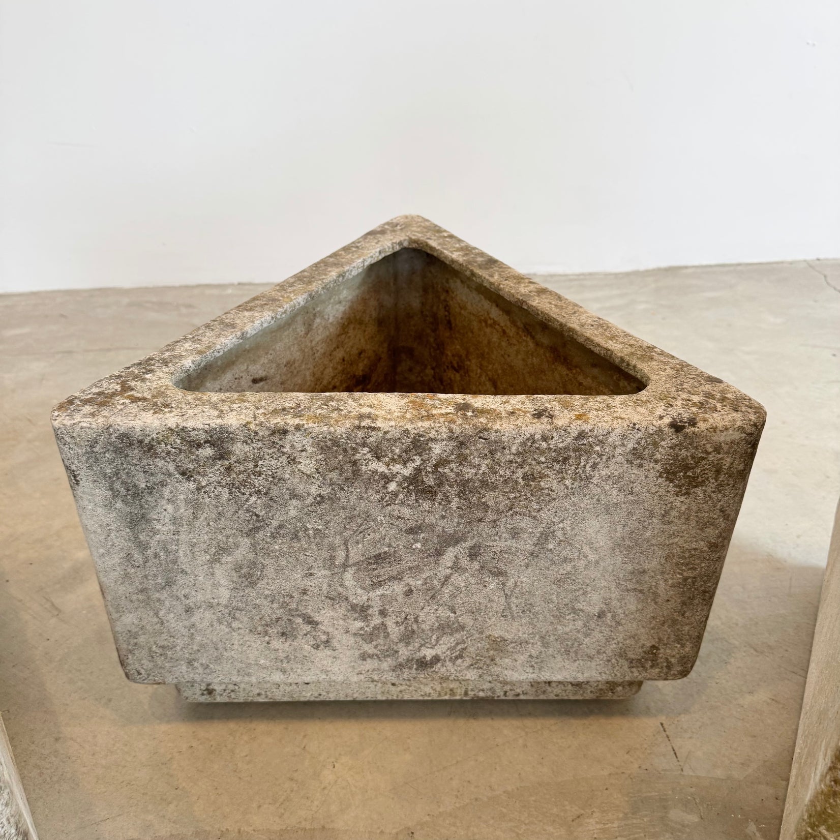 Set of 3 Triangular Planters