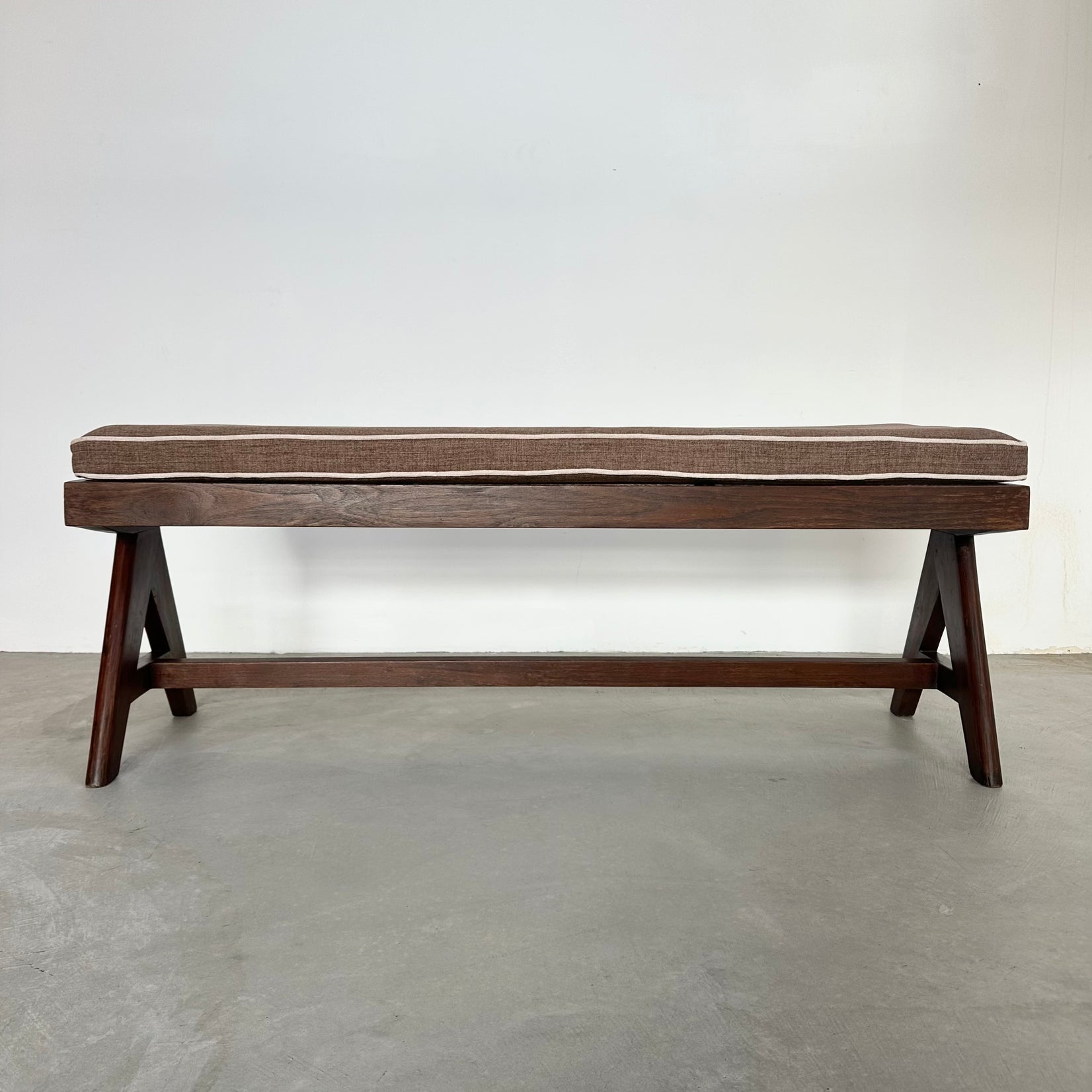 Pierre Jeanneret A Leg Bench