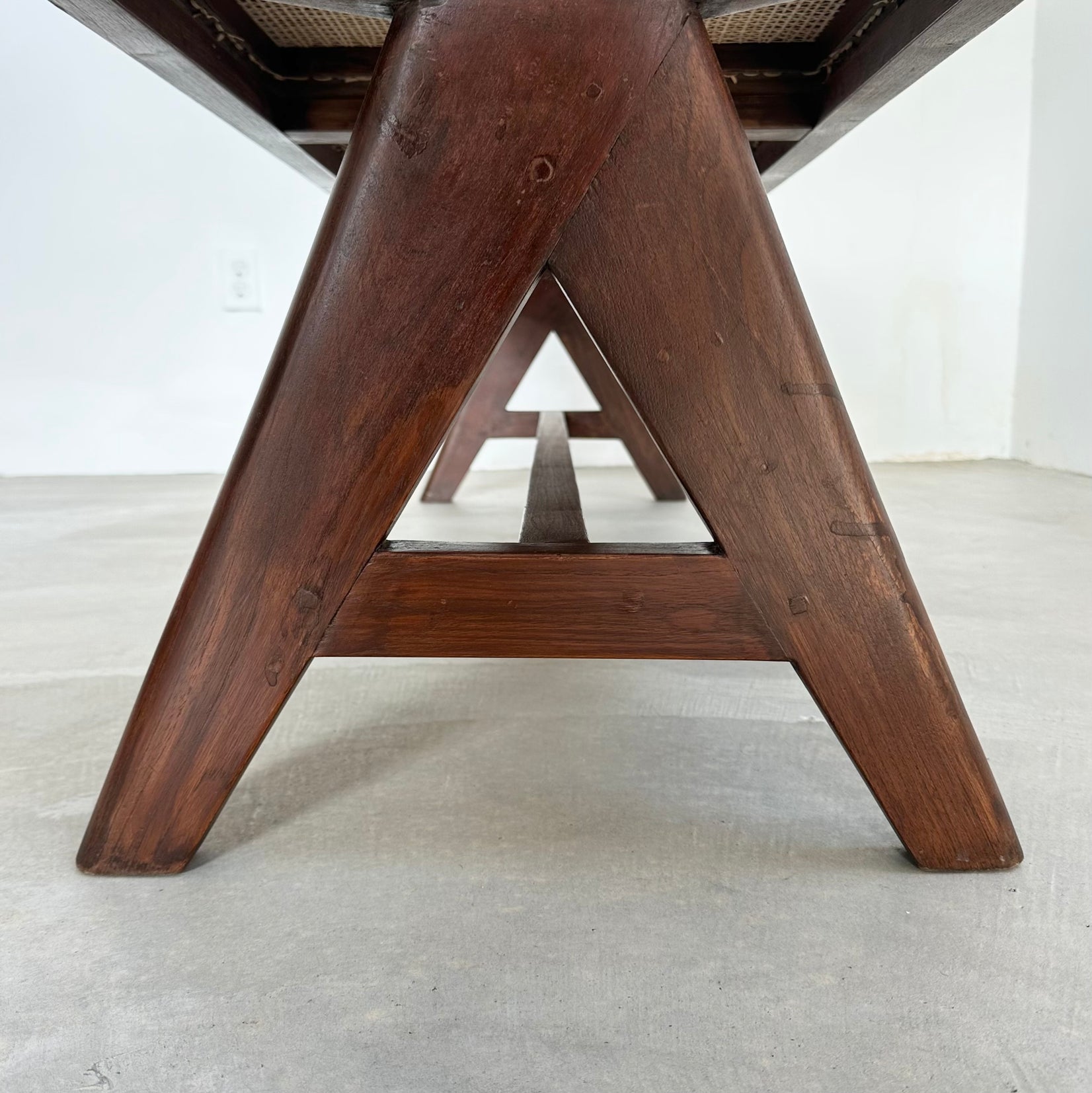 Pierre Jeanneret A Leg Bench