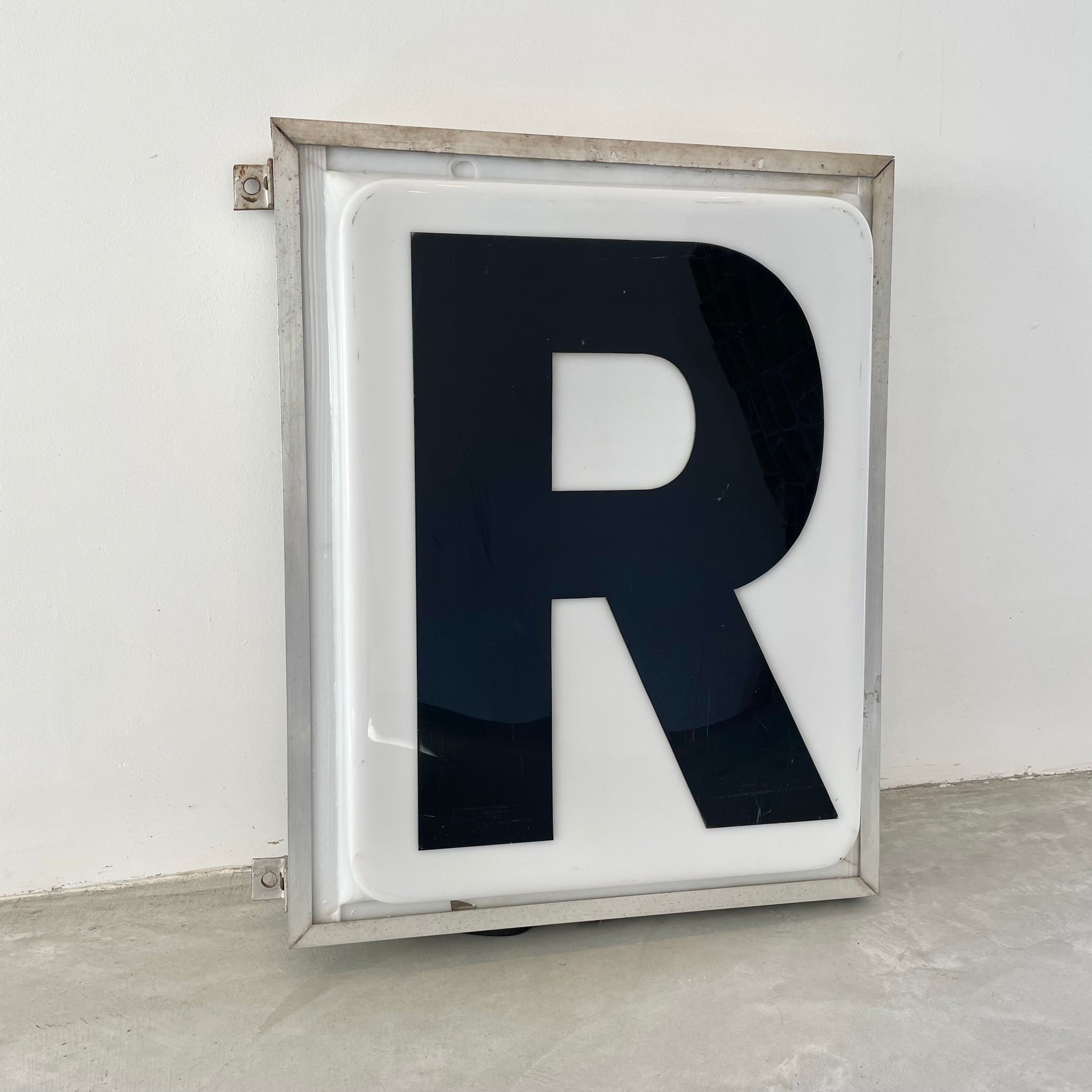 Large Industrial Illuminating Letter "R" Sign, USA circa 1950