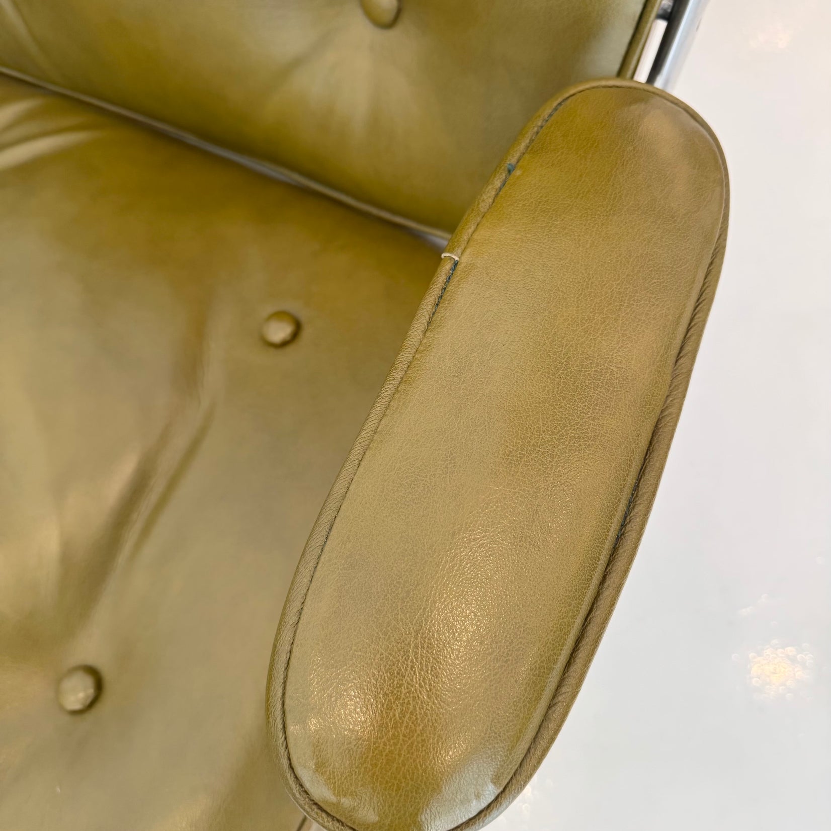 Time Life Chair in Olive Leather for Herman Miller