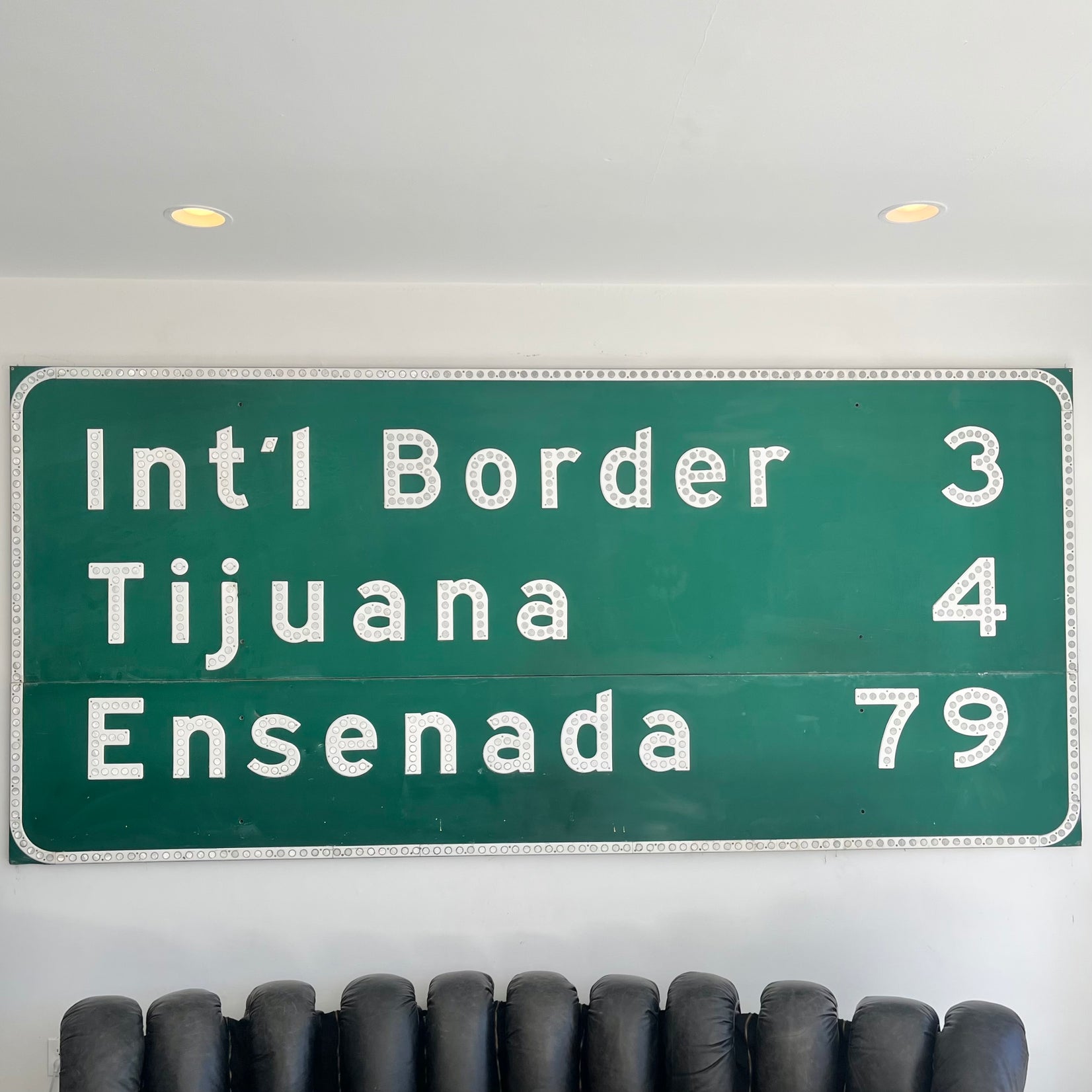 "Int'l Border" Sign