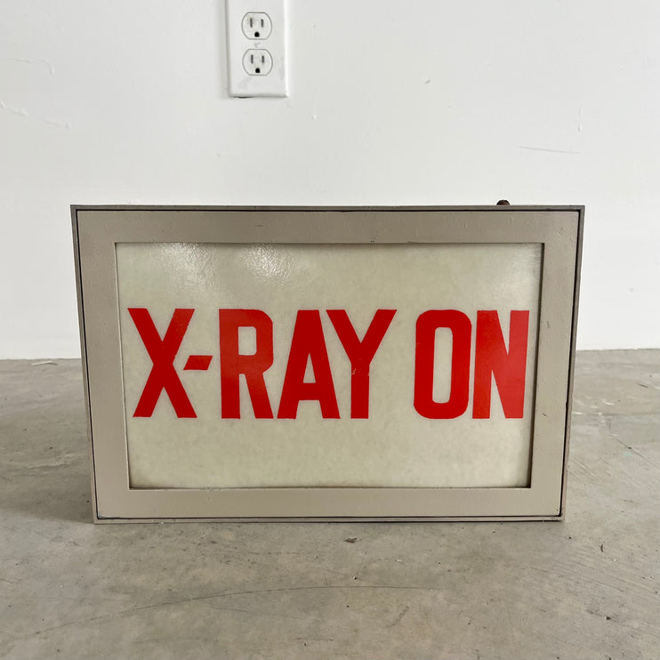 Illuminated "X- RAY ON" Sign