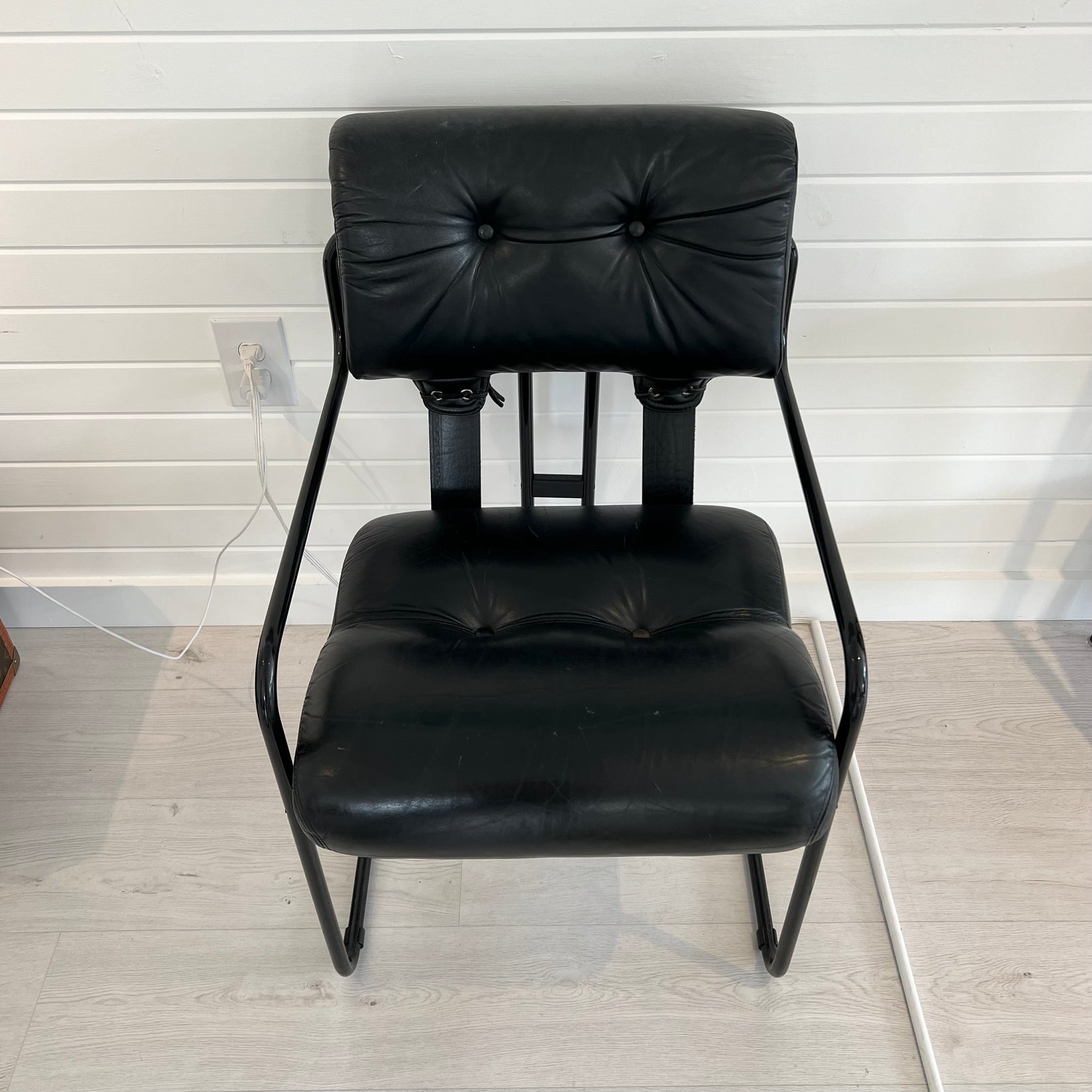 Set of 6 Black Leather Tucroma Dining Chairs