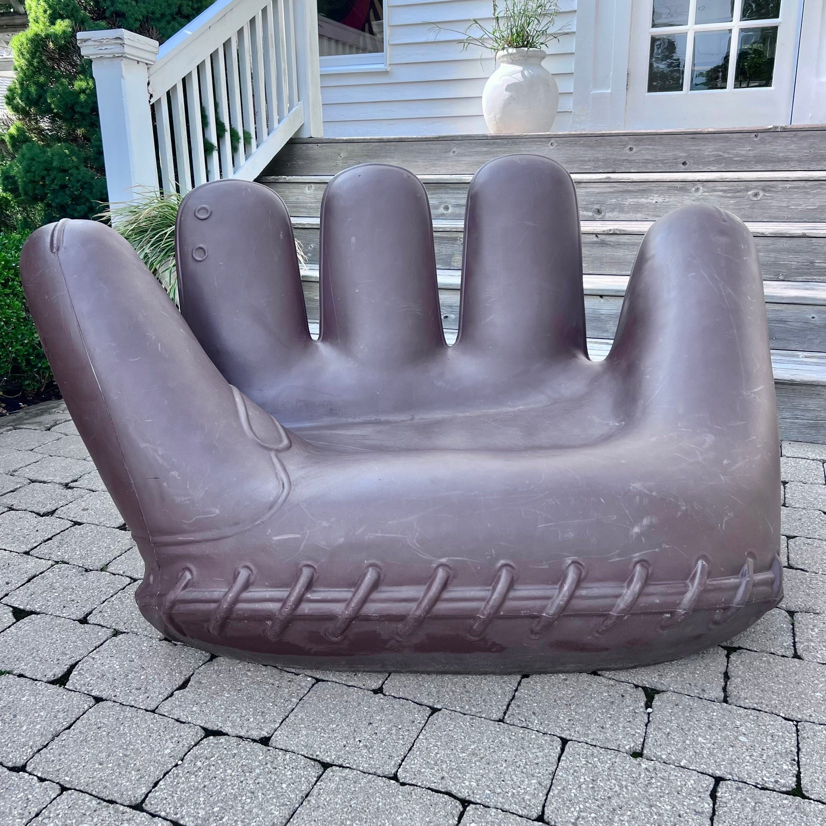 'Joe' Glove Chair