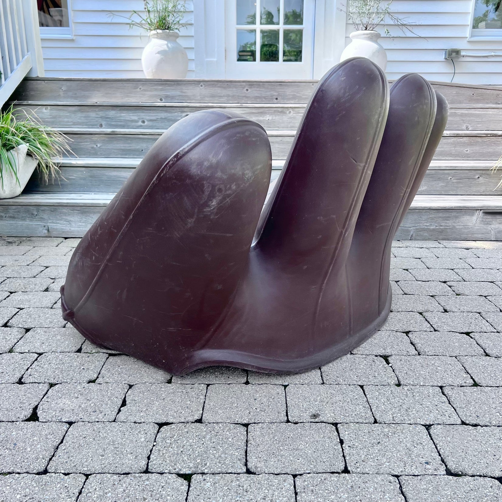 'Joe' Glove Chair