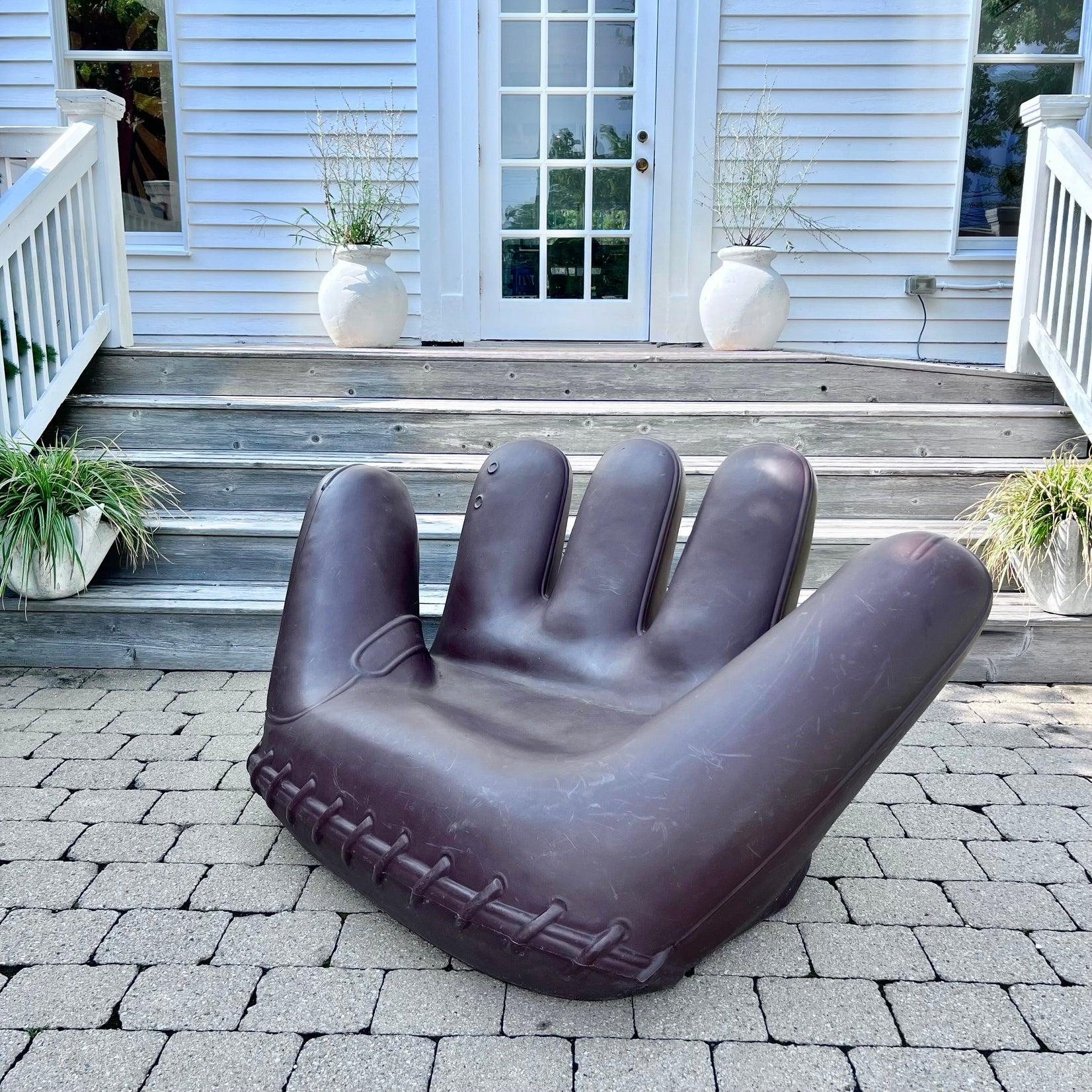 'Joe' Glove Chair