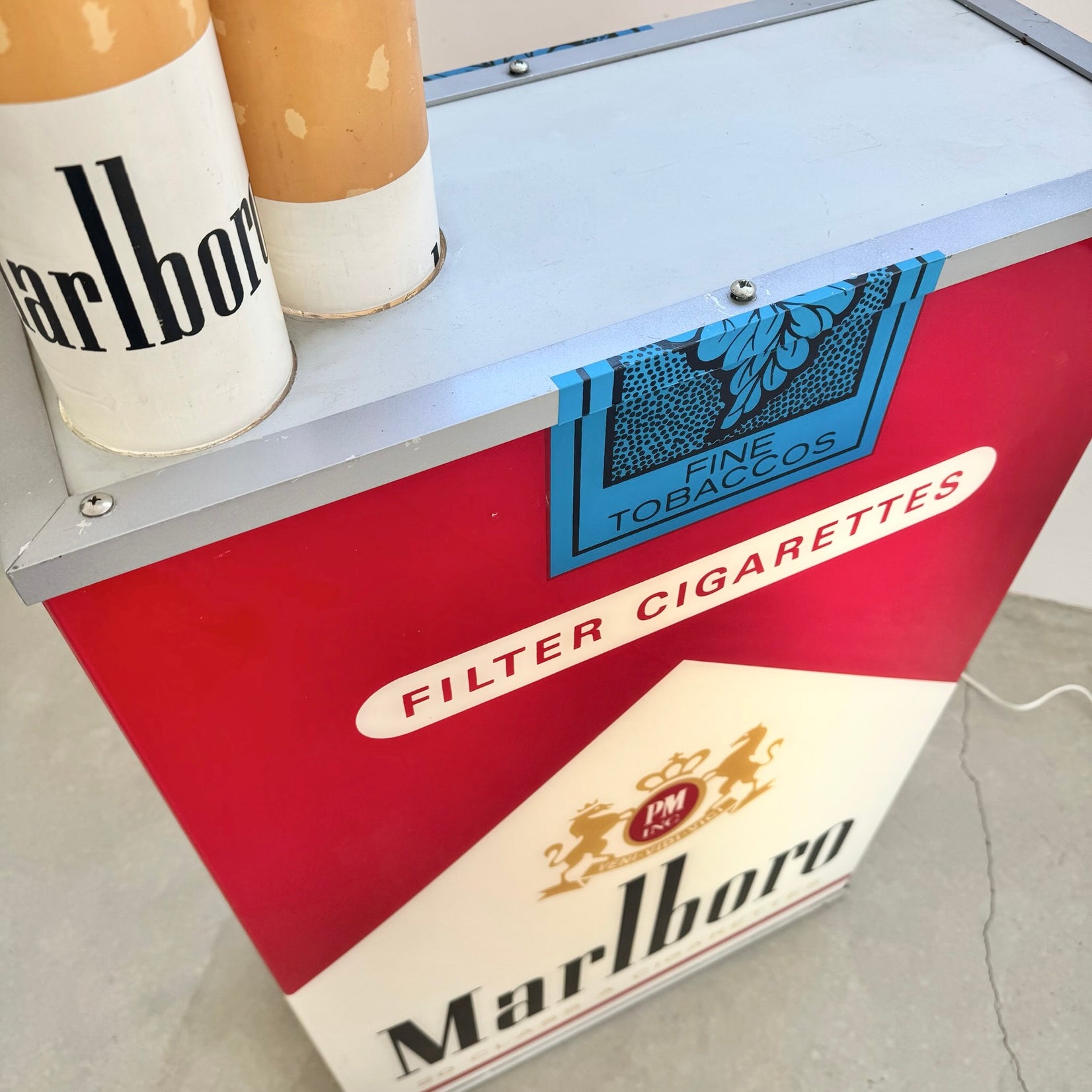 Double Sided Vintage Marlboro Light Up Cigarette Pack