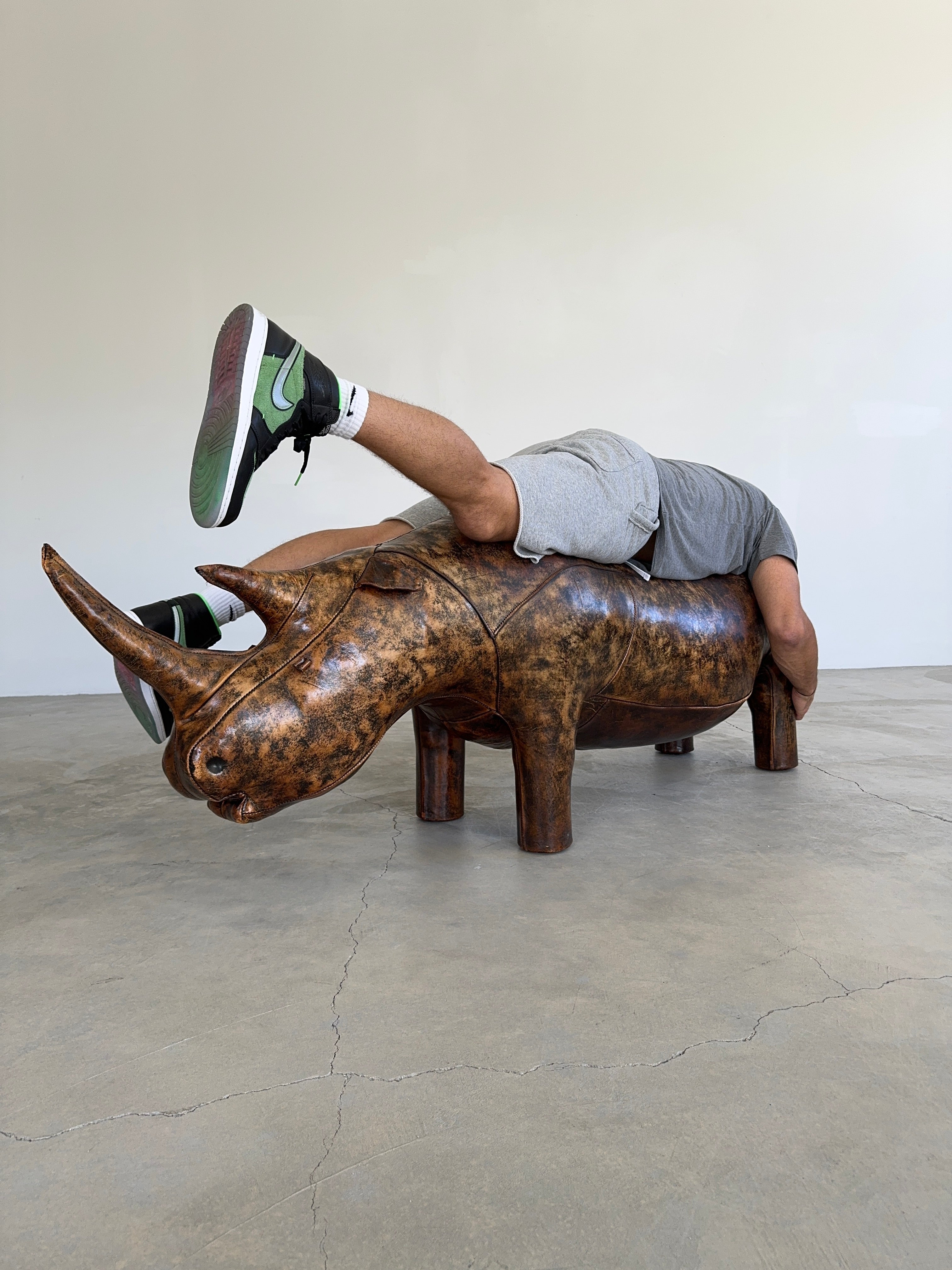Giant Omersa Leather Rhinoceros Bench
