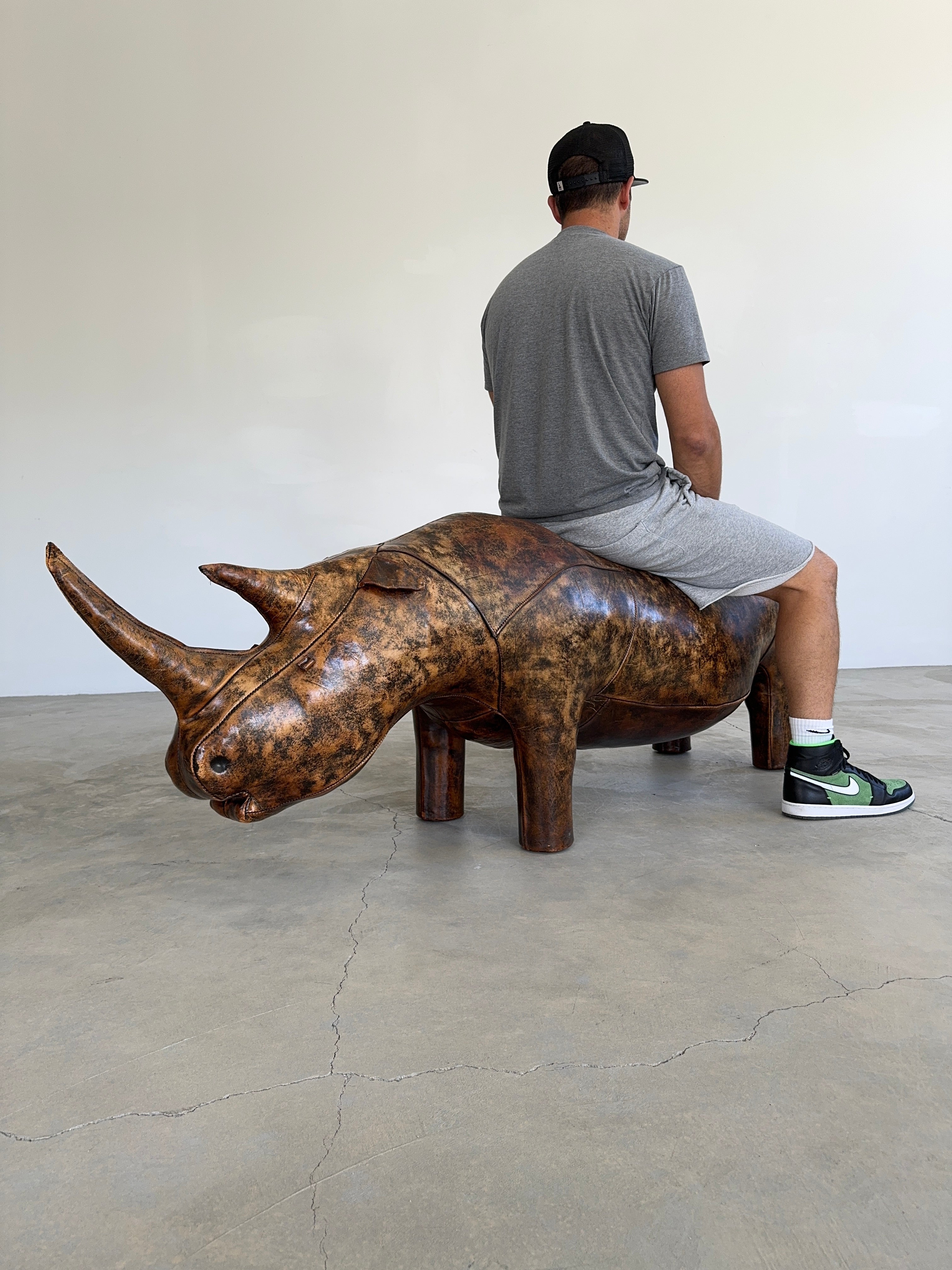 Giant Omersa Leather Rhinoceros Bench