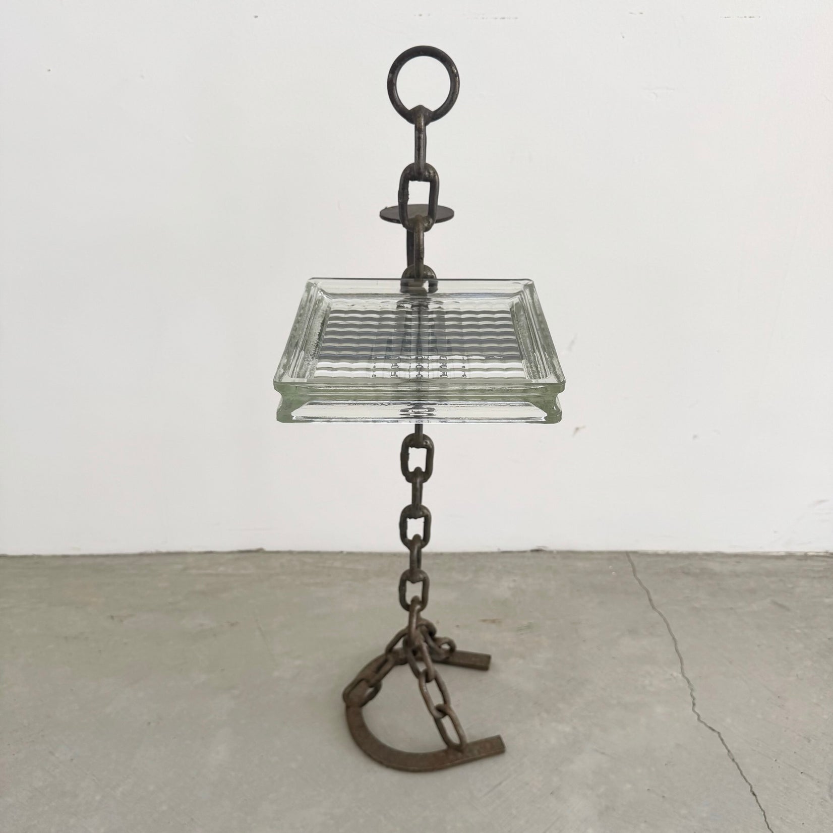 Chain Link Iron and Glass Standing Catchall