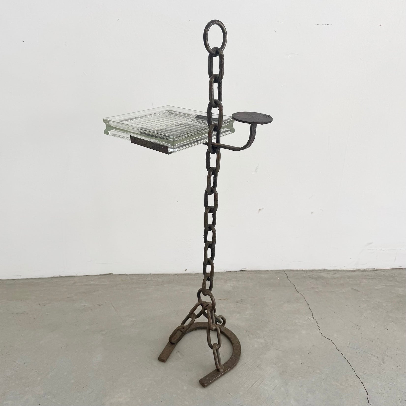 Chain Link Iron and Glass Standing Catchall