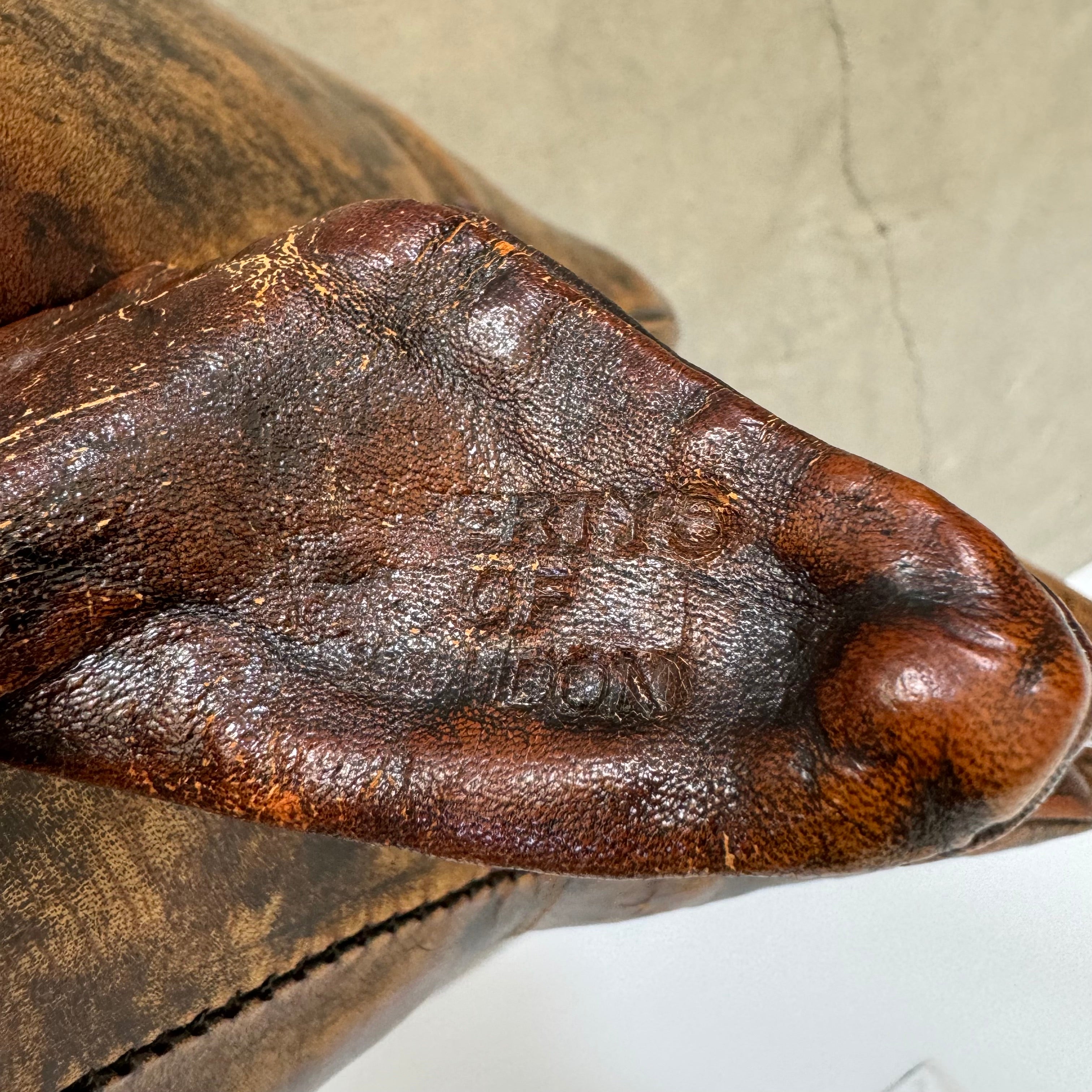 Giant Omersa Leather Rhinoceros Bench