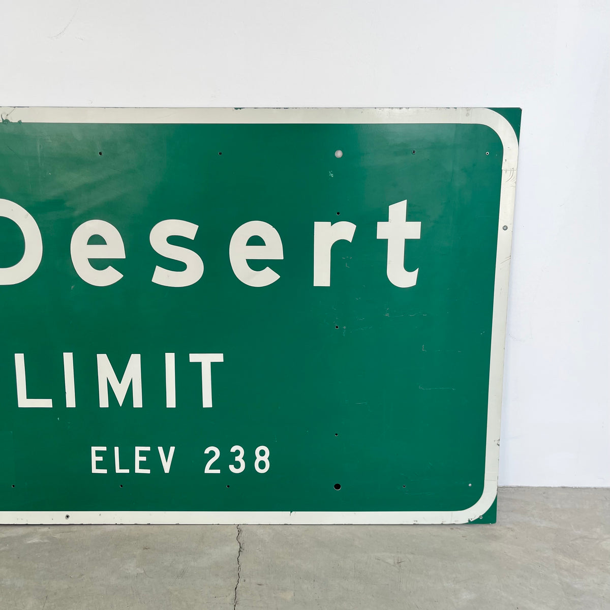 Palm Desert City Limit Highway Sign