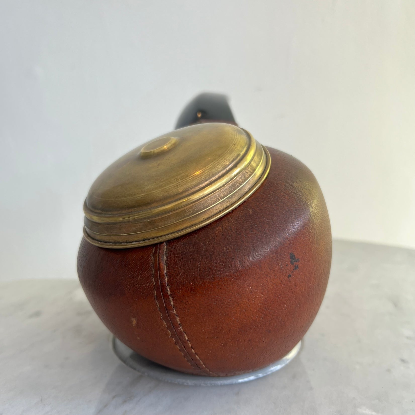 Longchamp Leather Pipe Cigarette Dispenser, 1960s France