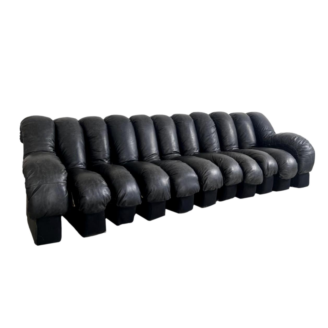 DS-600 Non-Stop Sofa with 11 Elements