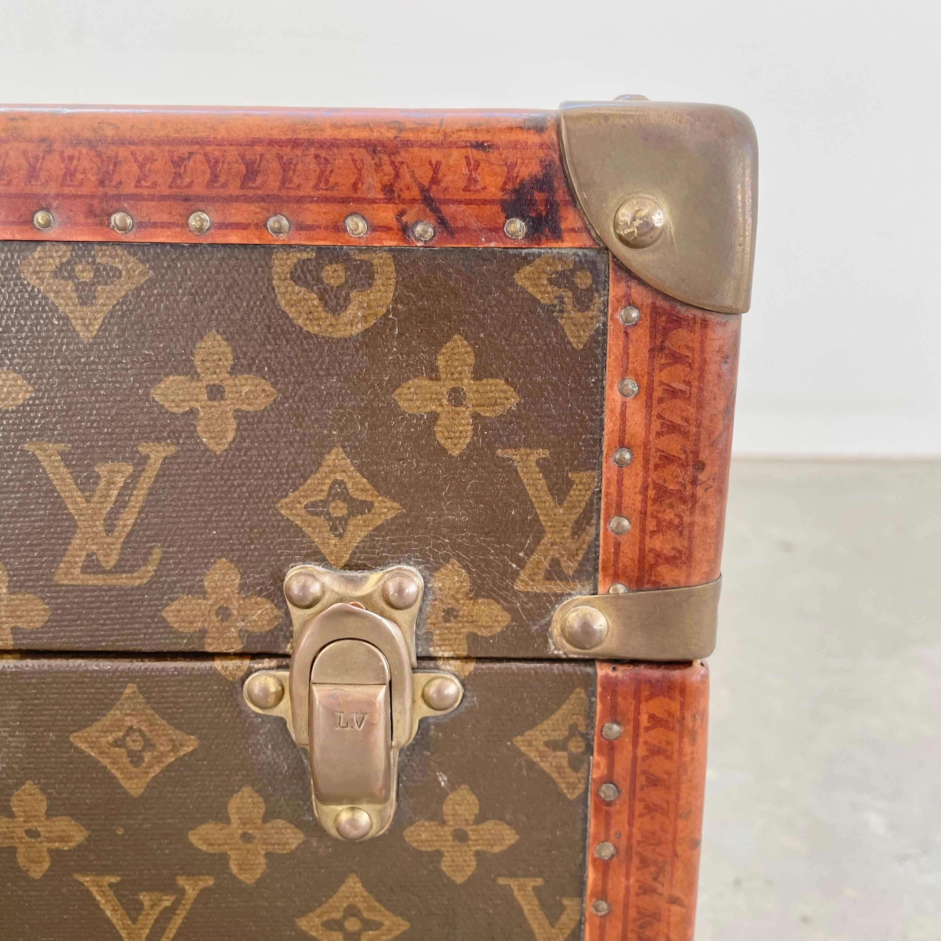 1940s Louis Vuitton Monogram Trunk For Sale at 1stDibs