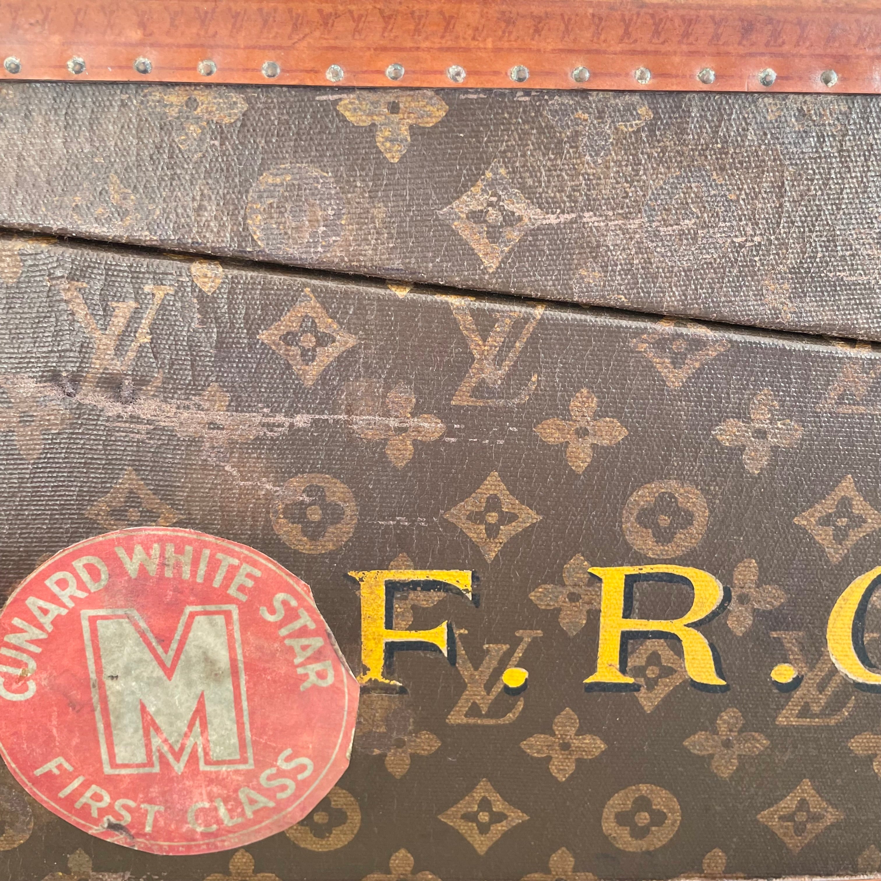2 FAB LOUIS VUITTON SHOE BAGS TLV 44 20 THE FRENCH COMPANY WITH LABELS