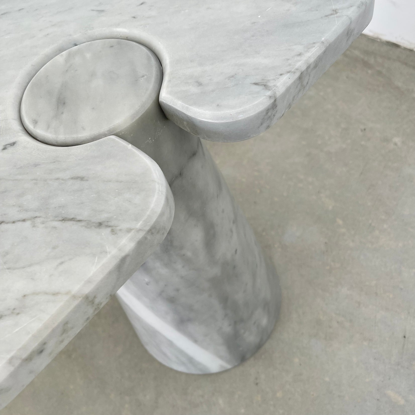 Carrara Marble Eros Coffee Table Attributed to Angelo Mangiarotti, 1960s Italy