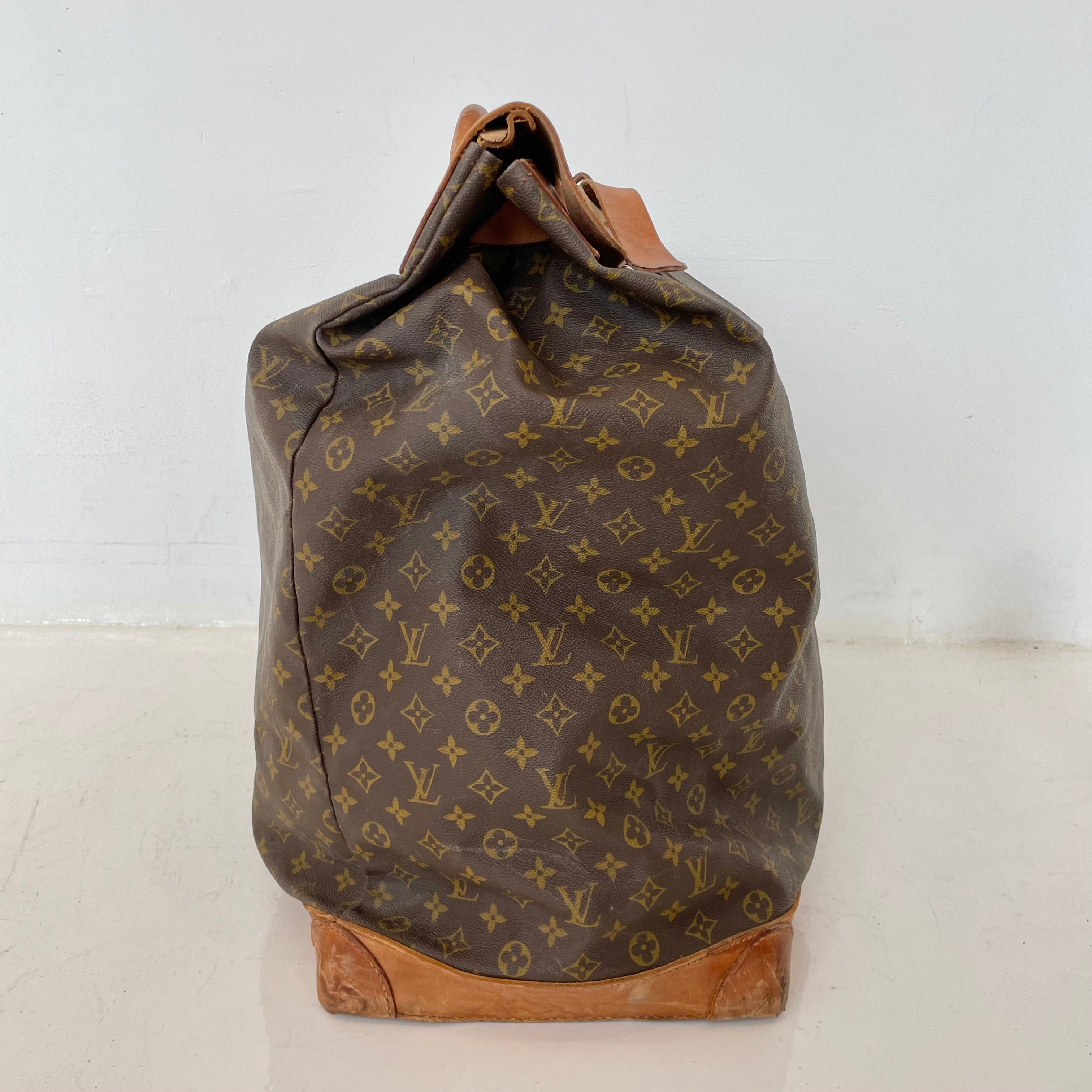 RARE Vintage Louis Vuitton Leather Bucket Bag in 2023