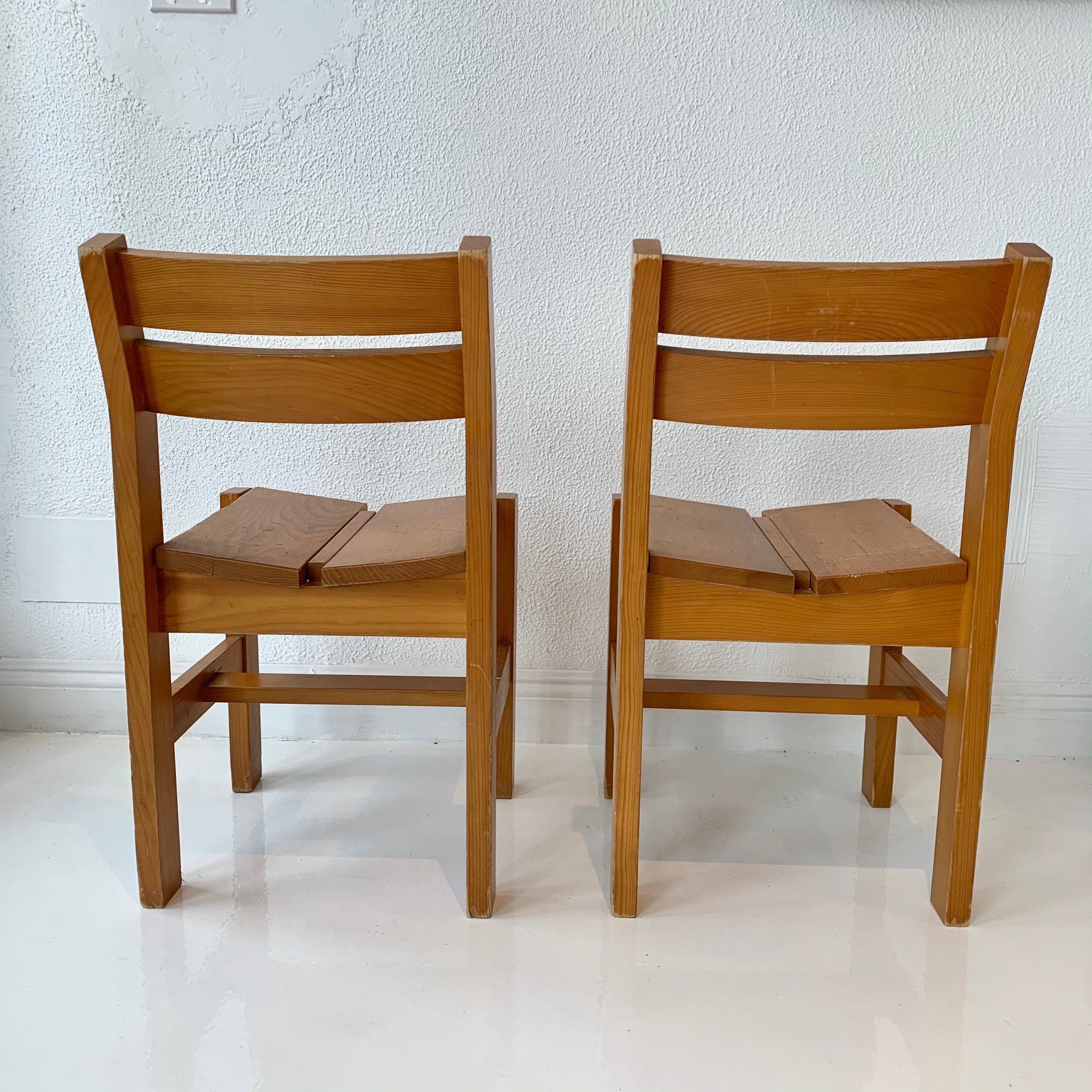 Charlotte Perriand - Charlotte Perriand pair of slipper lounge chairs for  hotel La Cachette Les Arcs