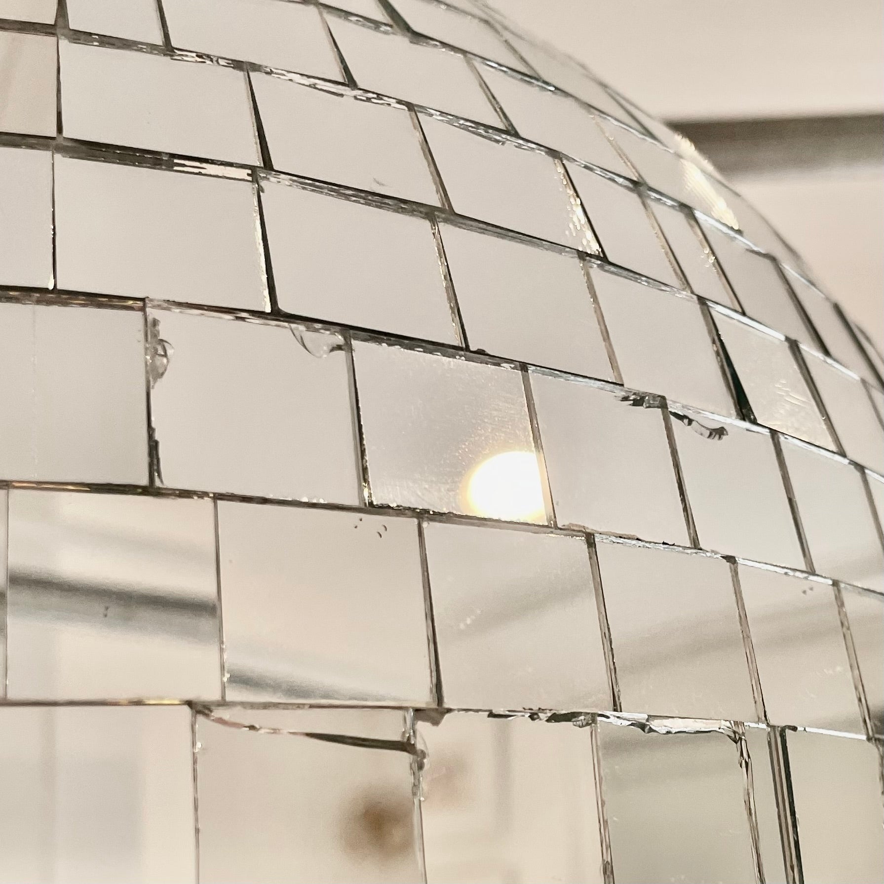 Omega National MG-28 - 28 Mirror Disco Ball with 1 x 1 Tile Facets